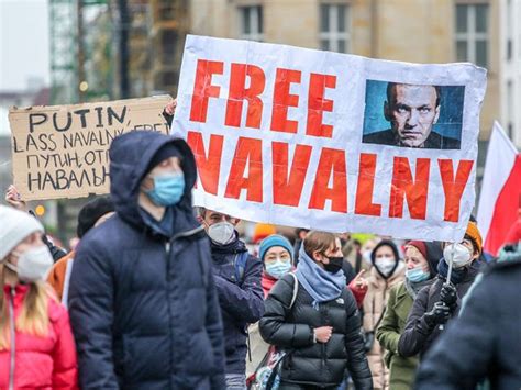 Navalny Protests Sweep Russia, Western Nations Denounce Mass Arrests