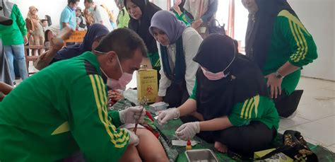 Sunat Massal Di Kecamatan Batang Cinaku Di Sambut Meriah Oleh Warga