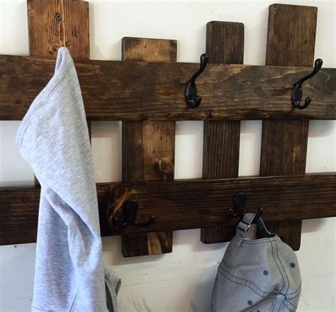 Reclaimed Wood Made Coat Hanger Coat Hanger Pallet Projects Mug Rack