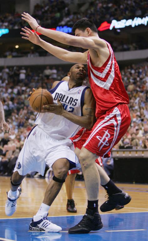 Nba人物志：姚明，征战nba的中国巨人腾讯新闻