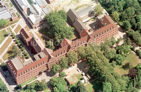 Luftbild Berlin Altbau Des Alexianer St Joseph Krankenhaus In Berlin