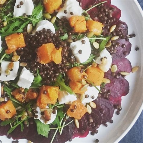 Rode Bietensalade Met Geitenkaas En Le Puy Linzen