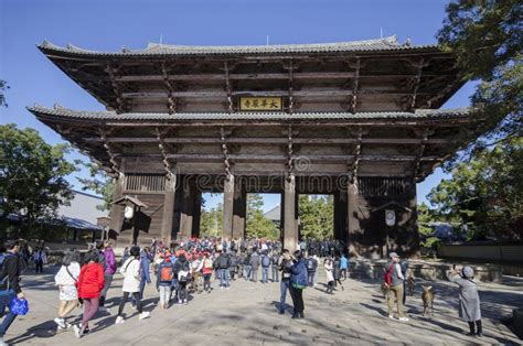 Nandaimon La Gran Puerta Del Sur Entrada Al Templo De Todai Ji Foto De