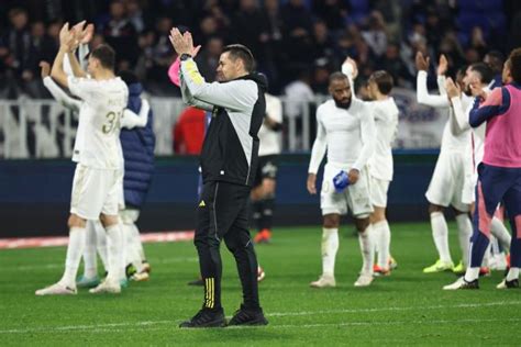 Foot Lyon A Retrouv Le Go T De La Victoire Mais Est Toujours En