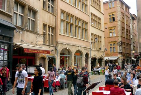 Explore Lyon Old Town: history and sightseeing - French Moments