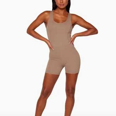 Set Active Nude One Piece One Piece Shorts M Athleti Gem
