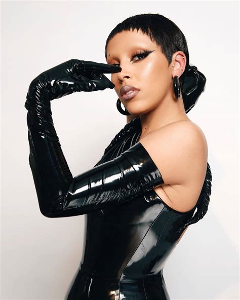 Celebrities in Gloves — Doja Cat