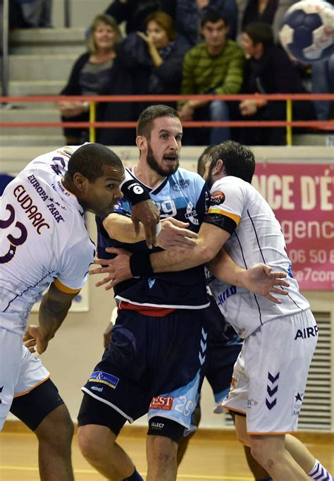 Handball Pro D E Journ E S Lestat Sincline Sur Le Fil