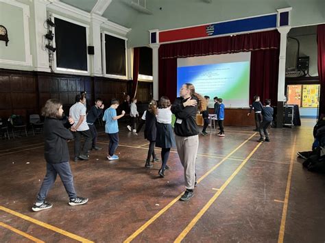 Year 6 Creative Arts Workshop Wimbledon Chase Primary School