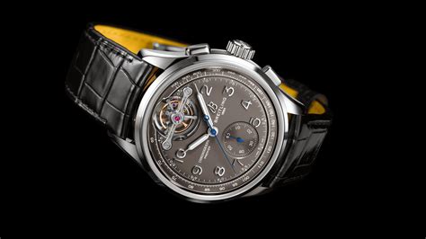 Часы швейцарской компании Breitling на темном фоне · бесплатная ...