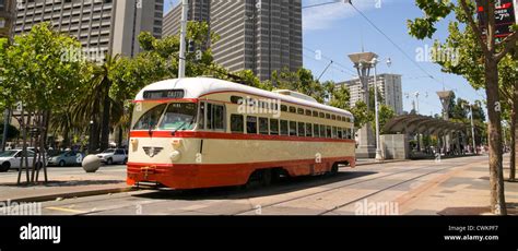 San Francisco Trolley Car moves through the street Stock Photo - Alamy