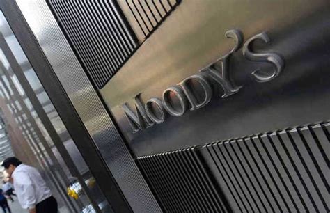 Moodys cambia a negativa la perspectiva de México aunque mantiene su