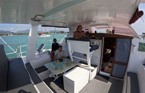 SAILING ALUMINIUM CATAMARAN 50 FEET- 6 CABINS - Henri Captain