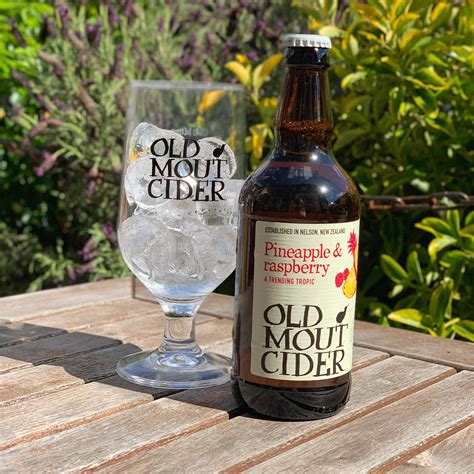 Parrs Wood Entertainment Centre: Cinema, Dining, and Leisure Guide 28