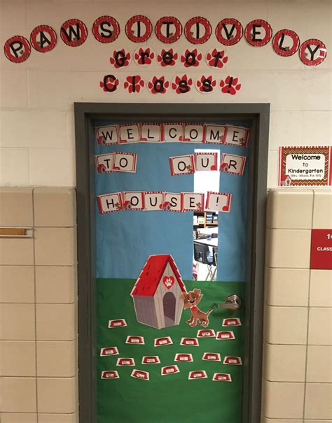 Pin By Jacqueline Wilson On School Ideas Door Decorations Classroom
