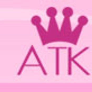 Get Jessica Blaze Free Stripping And Nude Links At FreeOnes