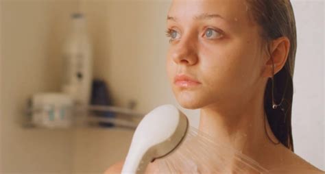 Naked Anna Astrom In Vi