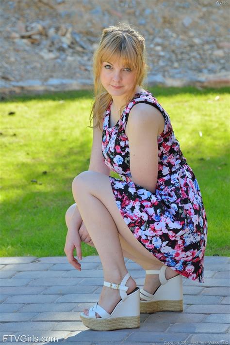 Blonde Teen Alyssa Reveals Her Big Mesmerizing Tits And Flaunts Her Tasty Muff Coedcherry