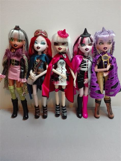 Bratzillaz Original Dolls Sashabella Meygana Jade Cloet Flickr