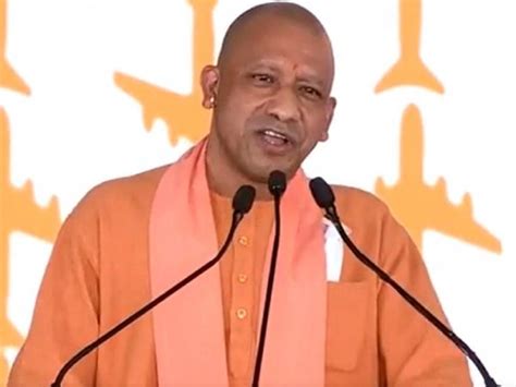 Up Cm Yogi Adityanath Takes Jibe At Sp Chief Akhilesh Yadav Says