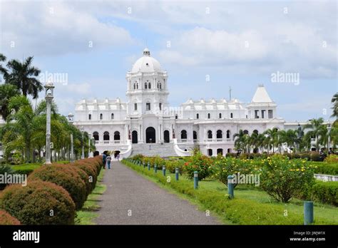 ujjayanta palace Stock Photo - Alamy