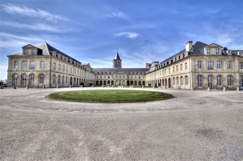 Caen Abbaye Aux Dames Le Monde De La Photo