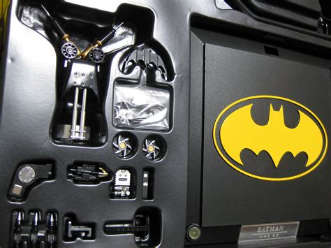 DeSMOnd Collection Hot Toys DX09 Batman 1989 Version