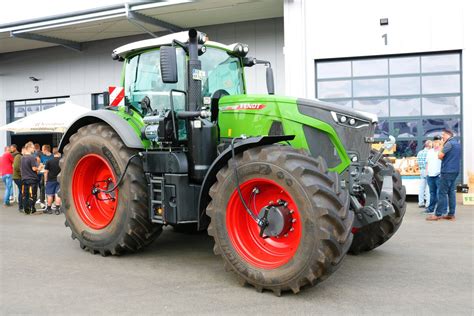 Fendt Vario Am Beim Tag Der Offenen T R Des Rwz