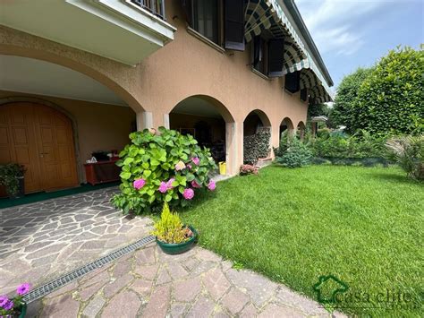 SPLENDIDA VILLA BIFAMILIARE NEL CUORE DI MELEGNANO ImmobiliareCasaElite