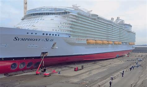 Watch Worlds Largest Cruise Ship Symphony Of The Seas In Dry Dock