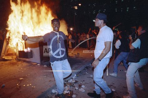 The Los Angeles Riots 1992 Buy Photos Ap Images Collections