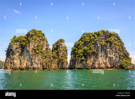 Ha Long Bay At Quang Ninh Province Vietnam Stock Photo Alamy