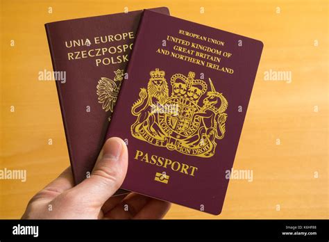 Passaporto Rosso Britannico Immagini E Fotografie Stock Ad Alta