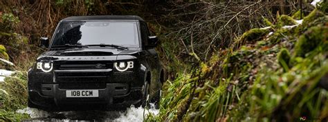 Land Rover Defender Off Road Wallpaper