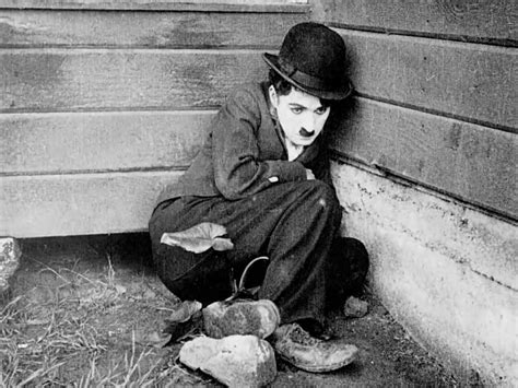 Charlie Chaplin Easy Street Vague Visages