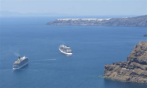 Santorini System to Regulate Cruise Ship Arrivals - GTP Headlines