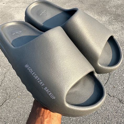 Adidas Yeezy Slide Granite Id4132 Release Info