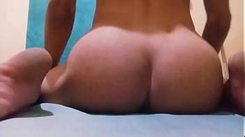 PONIENDO UNA CONSOLA EN EL CULO XVIDEOS