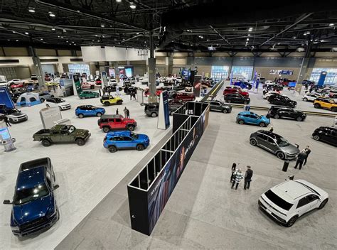 Inside the Seattle Auto Show, with more electric vehicles and a Hummer ...