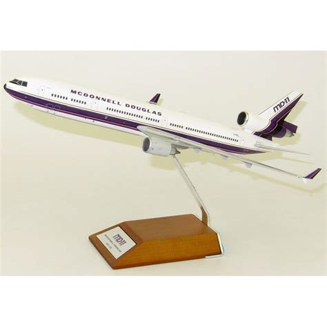 McDonnell Douglas MD-11 Reg# N211MD Purple House Livery LH2MCD076 ...