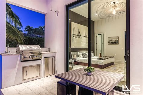 Fully Appointed Luxury Vacation Rental in Fort Lauderdale