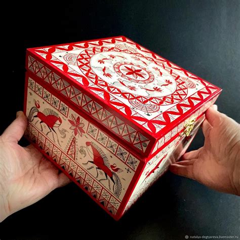 Шкатулка большая деревянная. Мезенская роспись. Ручная роспись – купить ...