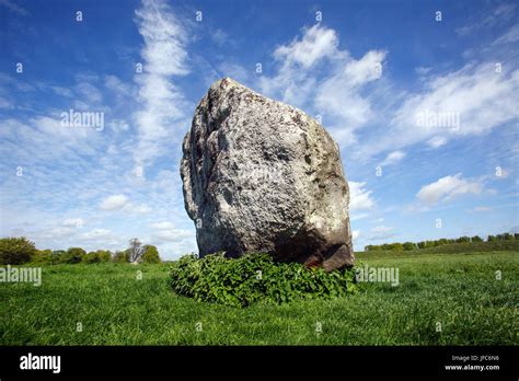 Avebury Stone Circle Stock Photo - Alamy