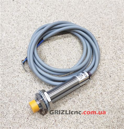 Индуктивный концевой датчик NPN LJ12A34Z/BX d12 (нормально открытый)