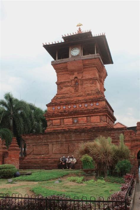 Masjid Menara Kudus, Kemegahan Arsitektur Kuno Warisan Sunan Kudus ...