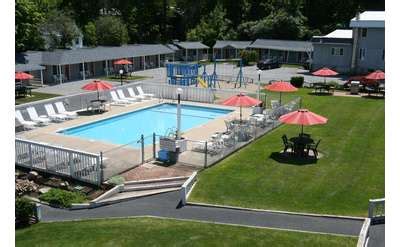 Lake George Village Hotels, Lodging & Motels: Find Lodging In The ...