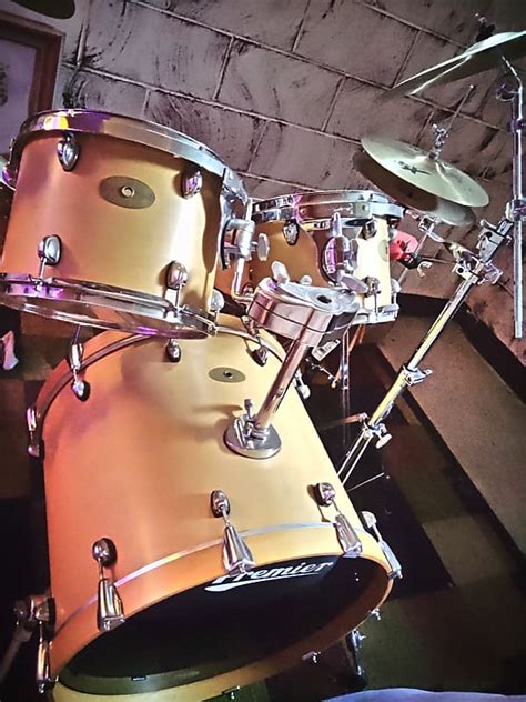 Premier Artist Maple 5 Pc Drum Kit W Hardware And Sabian Reverb