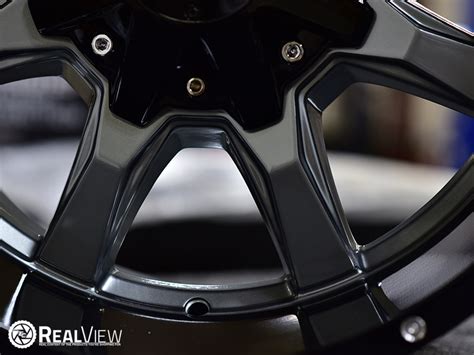 Realview Of Moto Metal Mo Gloss Gray W Gloss Black Lip X