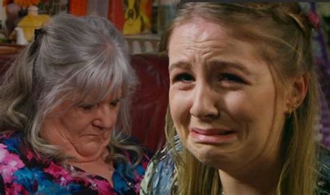 Emmerdale spoilers: Viewers spot Lisa Dingle breathing after dying on ...