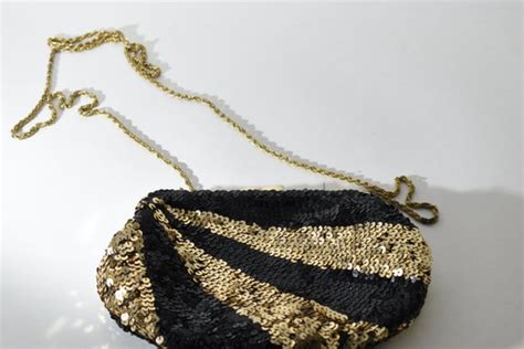 Vintage La Reagle Black Gold Sequin Evening Bag V Gem